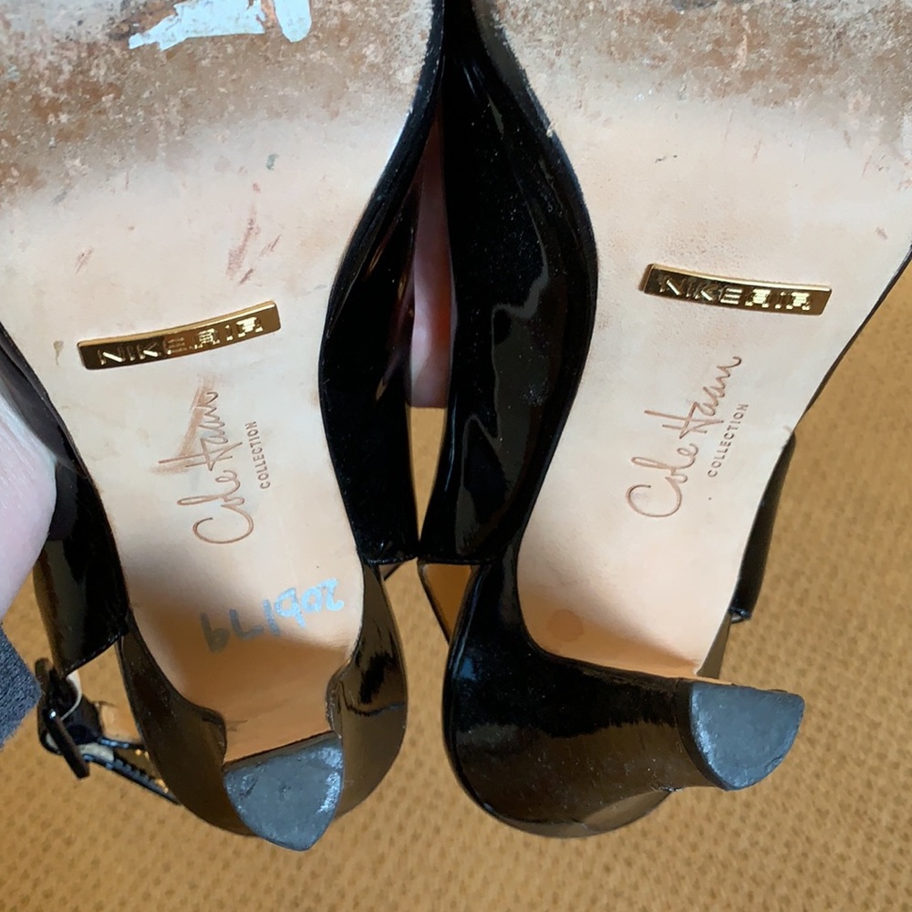 Round toe black patent heel - Picture 8 of 8
